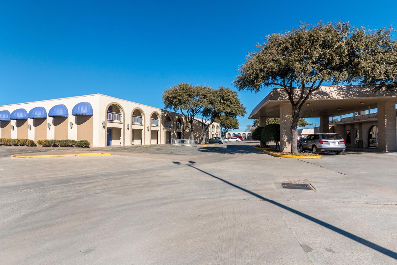 Econo Lodge Sonora Buitenkant foto